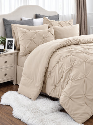 3-Piece Pinch Pleat Bedding Set – Cloud-Like Softness, Breathable Comfort & a Cozy, Inviting Bedroom