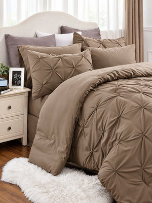 3-Piece Pinch Pleat Bedding Set – Cloud-Like Softness, Breathable Comfort & a Cozy, Inviting Bedroom
