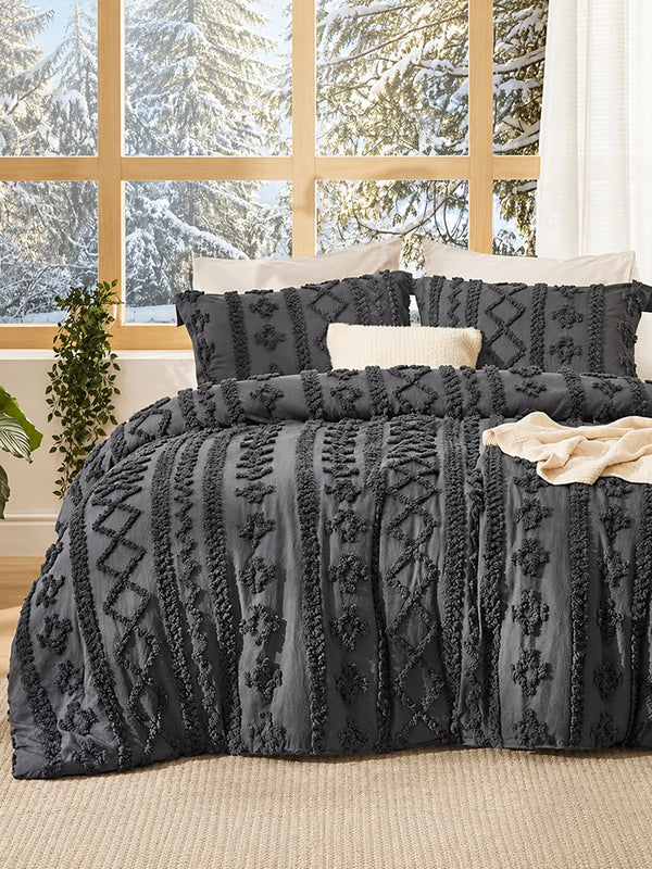 Boho Tufted Embroidery Comforter Set Soft Breathable 3 Piece Bedding Set