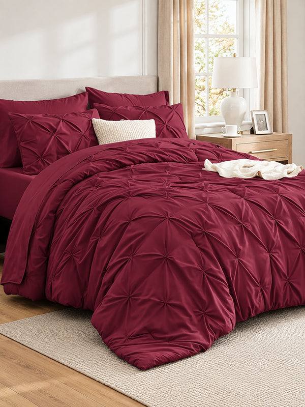 3-Piece Pinch Pleat Bedding Set – Cloud-Like Softness, Breathable Comfort & a Cozy, Inviting Bedroom