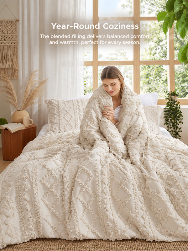 Boho Tufted Embroidery Comforter Set Soft Breathable 3 Piece Bedding Set