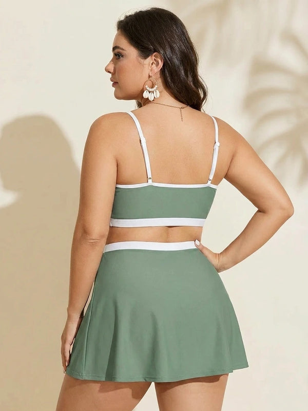 Colorblock U-Neck 2-Piece Swim Set with Slit Skirt