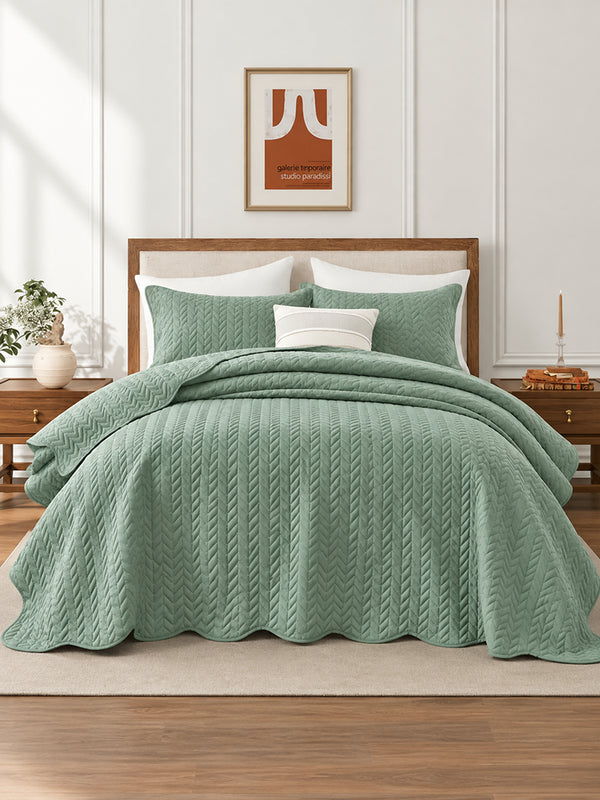 Lightweight Quilted Coverlet Bedspread Set