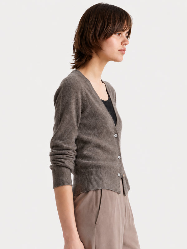 Women’s 100% Wool V-Neck Sweater – Slim-Fit Long Sleeve Knit Pullover