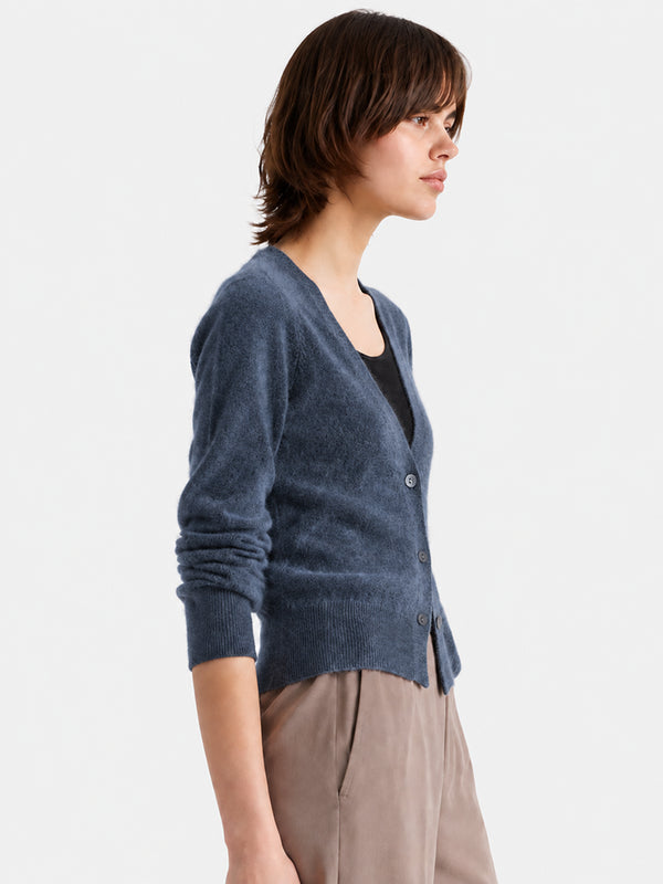 Women’s 100% Wool V-Neck Sweater – Slim-Fit Long Sleeve Knit Pullover
