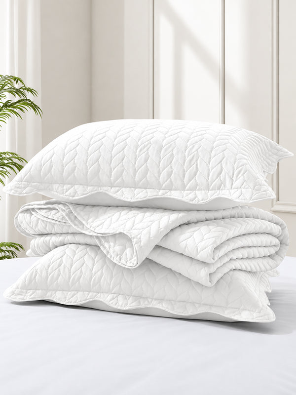 Lightweight Quilted Coverlet Bedspread Set