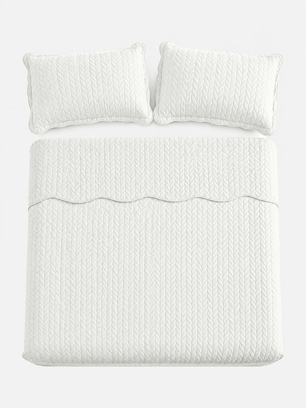 Lightweight Quilted Coverlet Bedspread Set