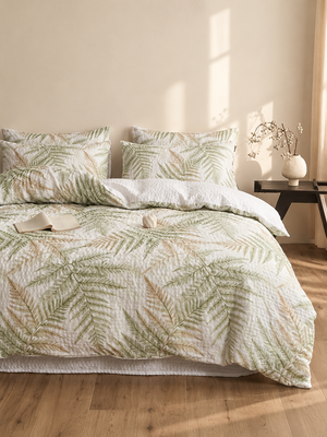 3-Piece Elegant Botanical Print Bedding Set