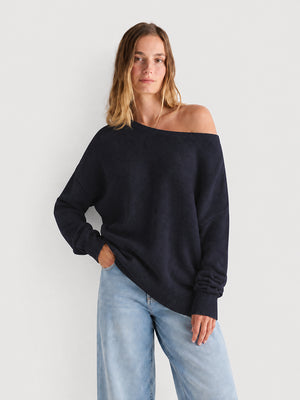 Women’s Relaxed Scoop Neck Drop Shoulder Sweater