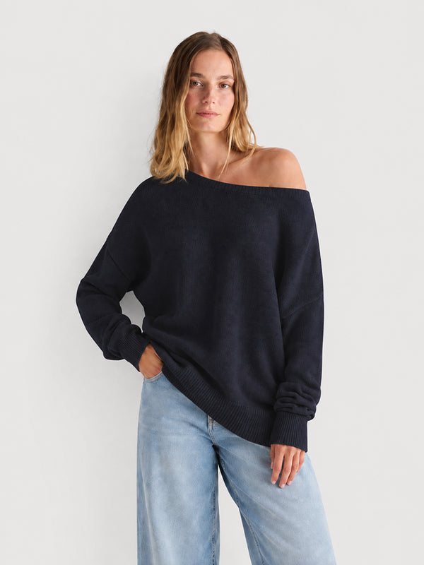 Women’s Relaxed Scoop Neck Drop Shoulder Sweater