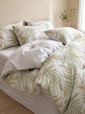 3-Piece Elegant Botanical Print Bedding Set