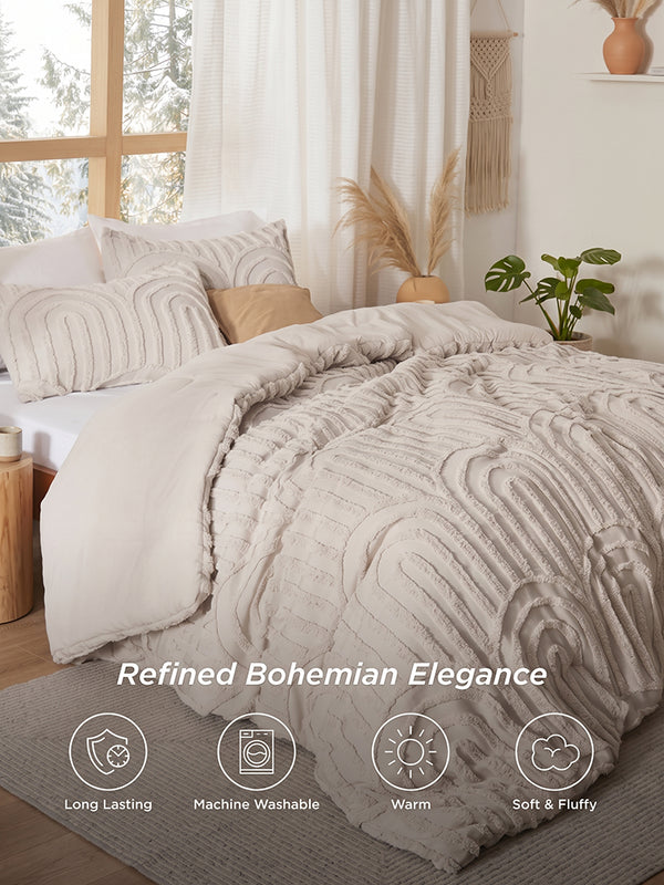 3-Piece Boho Arch Tufted Comforter Set Soft 3D Embroidered Bedding with Cozy Fluffy Fill