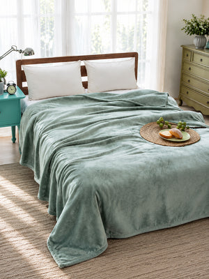 Ultra Soft Plush Fleece Blanket – Cozy Warm Fluffy Bed Blanket