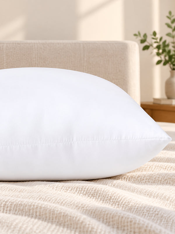 Plush Decorative Pillow Insert with High Resilience PP Cotton Filling