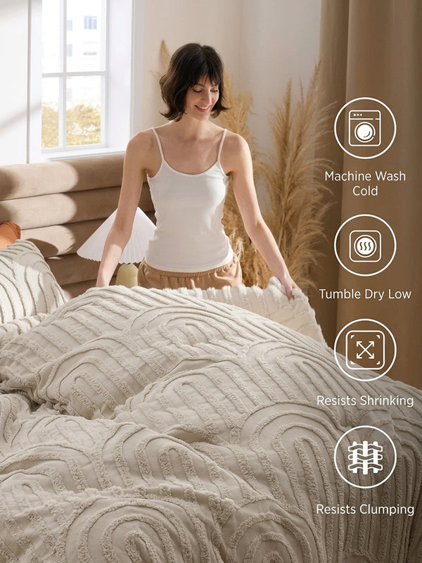 3-Piece Boho Arch Tufted Comforter Set Soft 3D Embroidered Bedding with Cozy Fluffy Fill