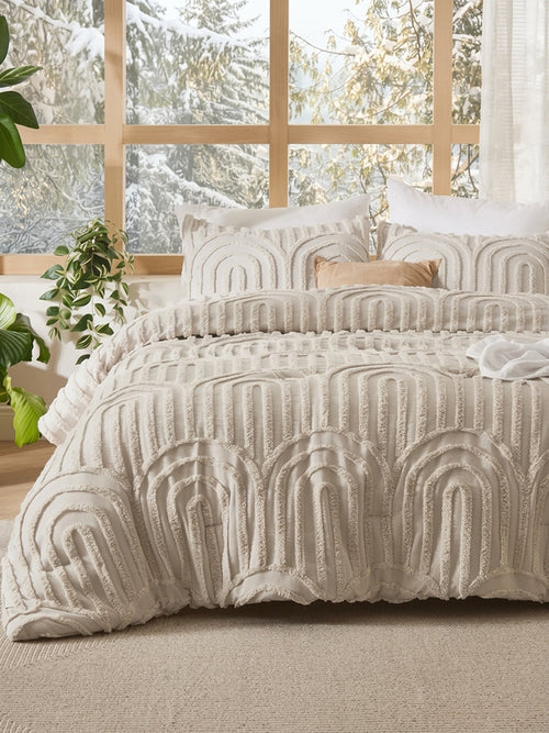 3-Piece Boho Arch Tufted Comforter Set Soft 3D Embroidered Bedding with Cozy Fluffy Fill