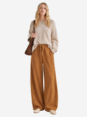100% Wool Wide-Leg Pants – Soft, Draped & Effortlessly Elegant