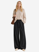 100% Wool Wide-Leg Pants – Soft, Draped & Effortlessly Elegant