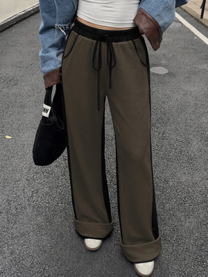 Women's Contrast Panel Wide Leg Sweatpants – Relaxed Fit Drawstring Pants with Pockets