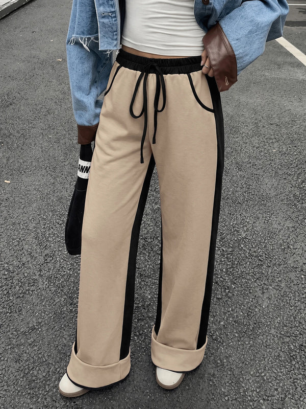 Women's Contrast Panel Wide Leg Sweatpants – Relaxed Fit Drawstring Pants with Pockets